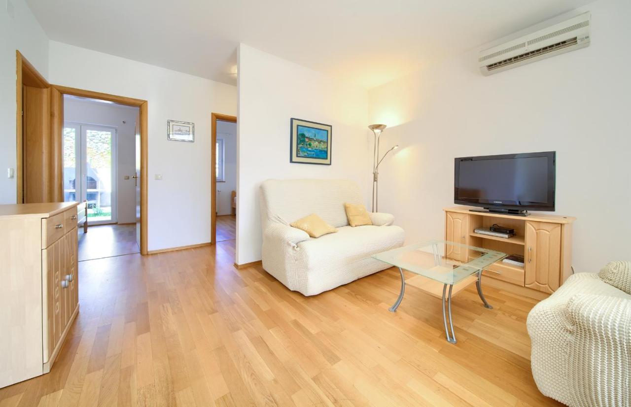 Ferienwohnung Happy Point Krk Town Exterior foto